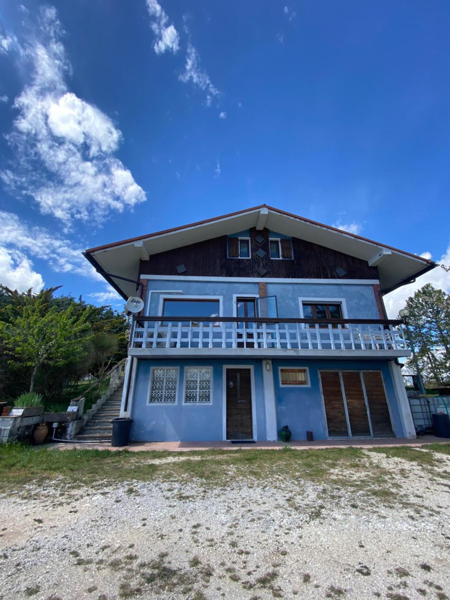 Chalet Ricciano Foligno Exteriör bild